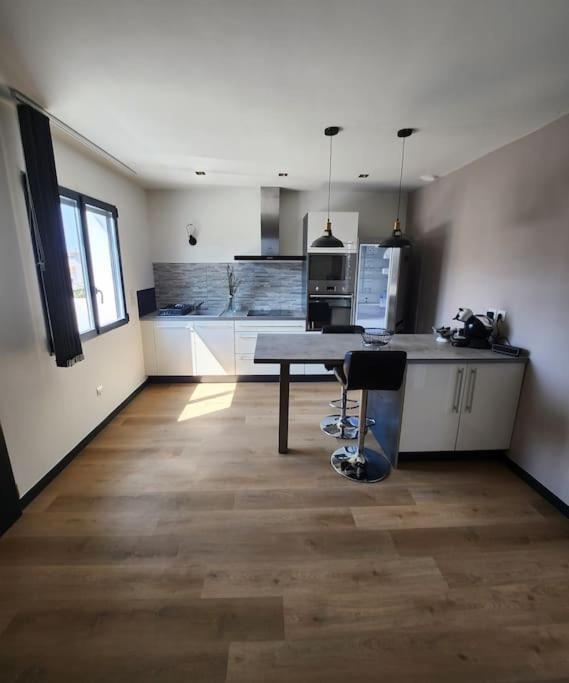 40 M 2 Apartment